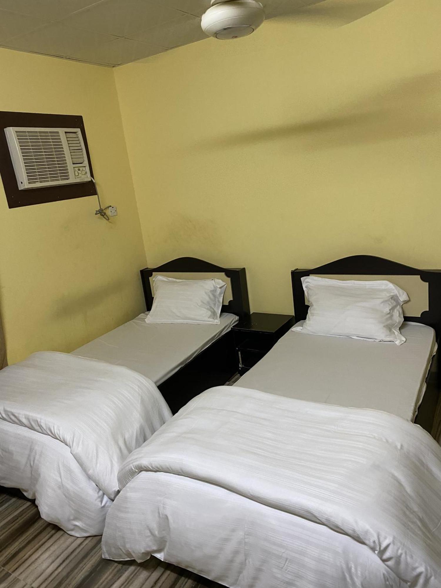 Hotel Fig Shades مزرعة ظلال التين à Tiwi Extérieur photo